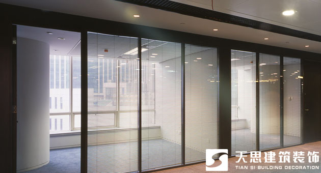 <a href=http://www.kestv.com/ target=_blank class=infotextkey>合肥辦公室裝修</a>玻璃